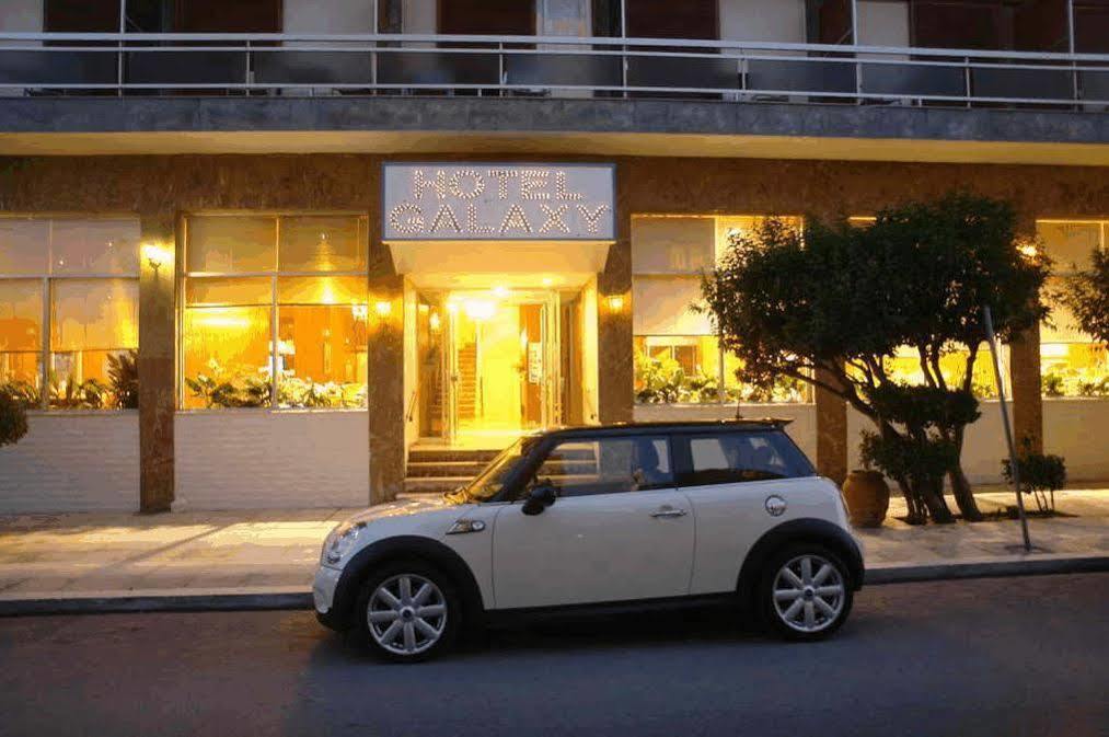 Galaxy Hotel Karystos  Esterno foto